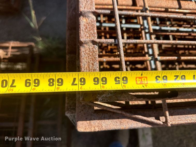 image for item DH1898 (76) hog panels