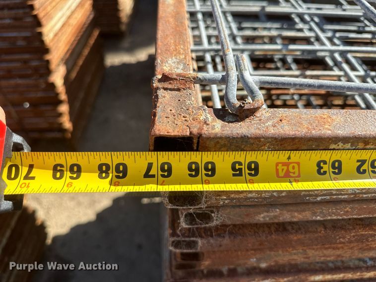 image for item DH1899 (62) hog panels