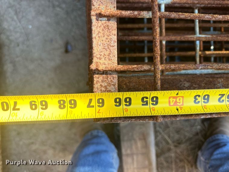 image for item DH1899 (62) hog panels