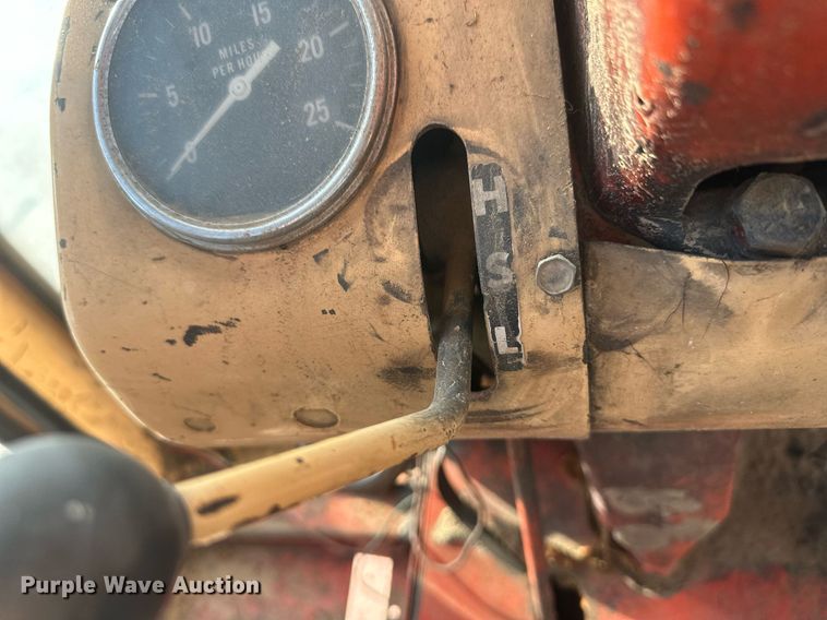 image for item DH1902 1968 Case 930 Comfort King  tractor