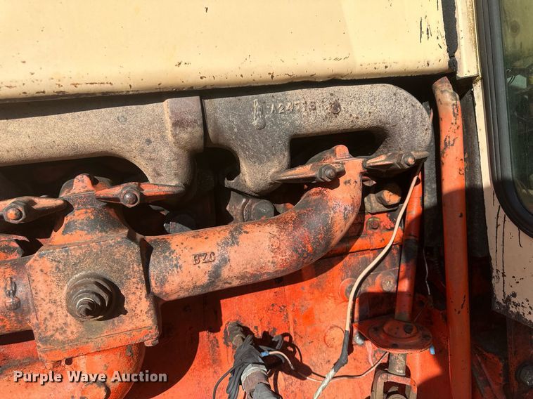 image for item DH1902 1968 Case 930 Comfort King  tractor