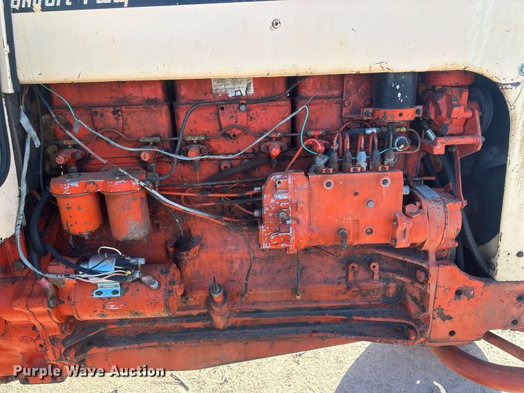 image for item DH1902 1968 Case 930 Comfort King  tractor