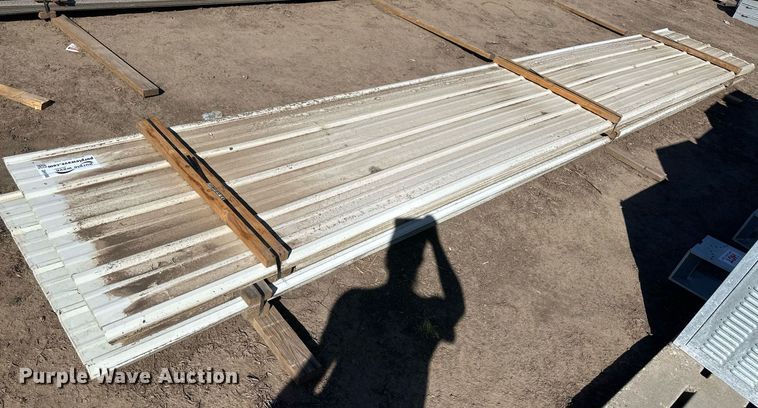 image for item DH1906 (53) sheets of 20'L x 36"W metal siding/roofing