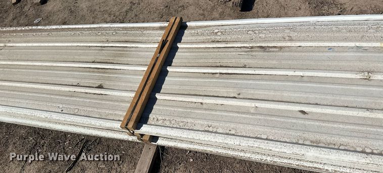 image for item DH1906 (53) sheets of 20'L x 36"W metal siding/roofing