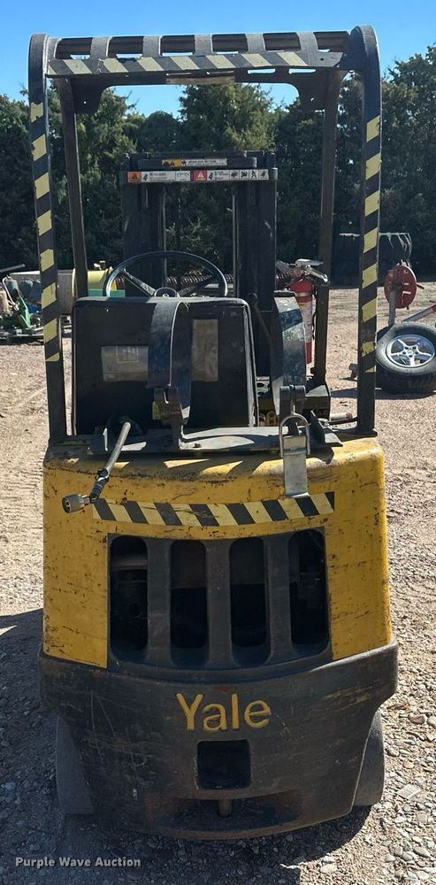 image for item DH1908 Yale GLC025CBUUAT071  forklift