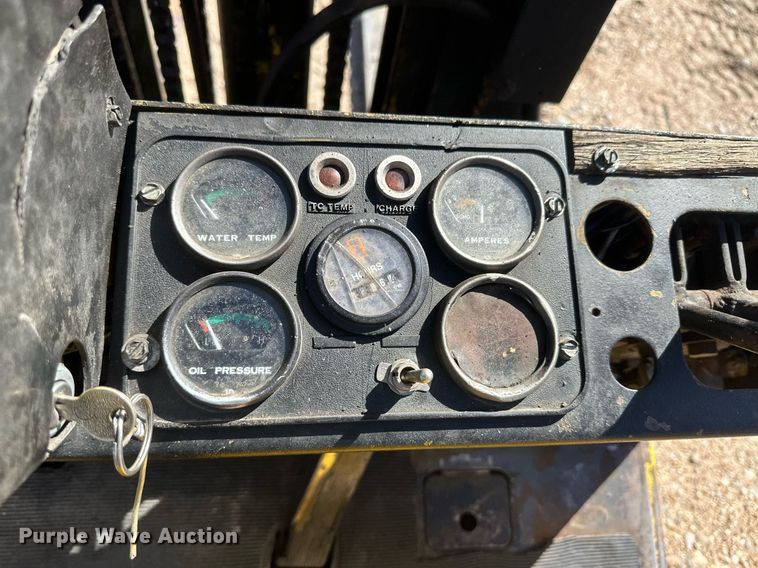 image for item DH1908 Yale GLC025CBUUAT071  forklift