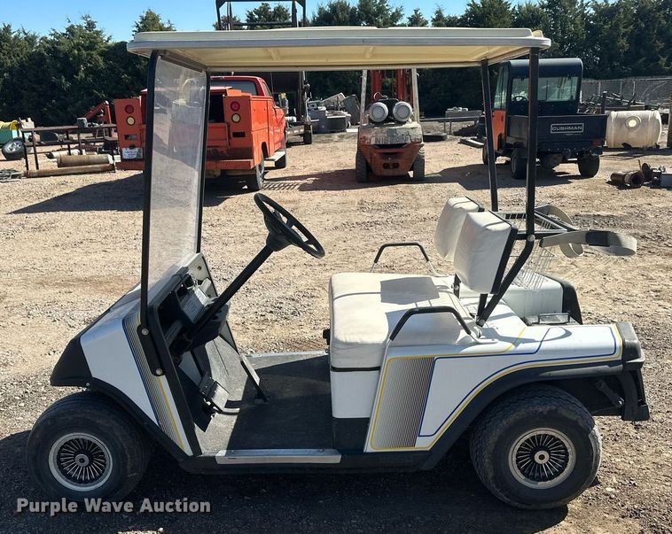 image for item DH1909 Ez-go  golf cart