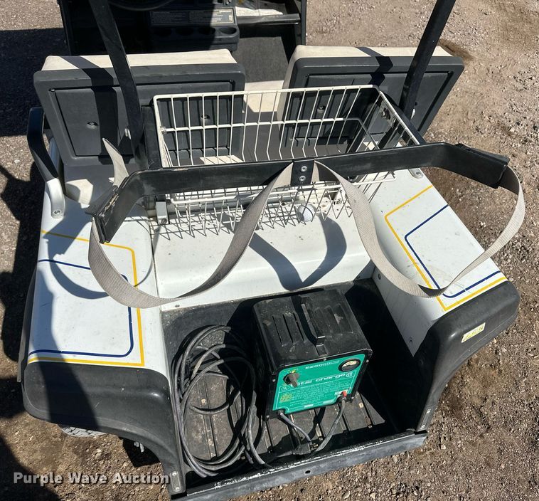 image for item DH1909 Ez-go  golf cart