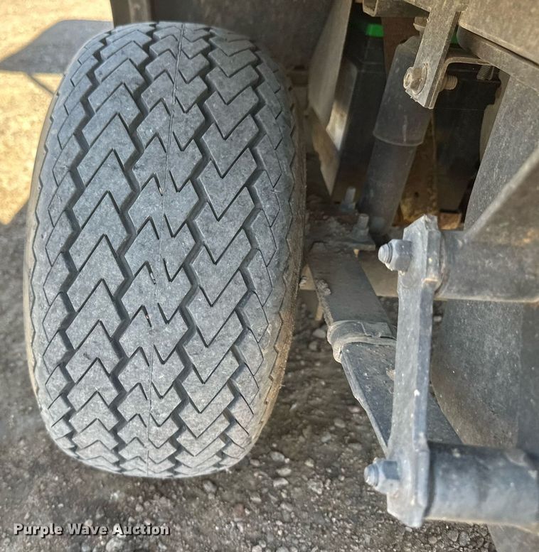 image for item DH1909 Ez-go  golf cart