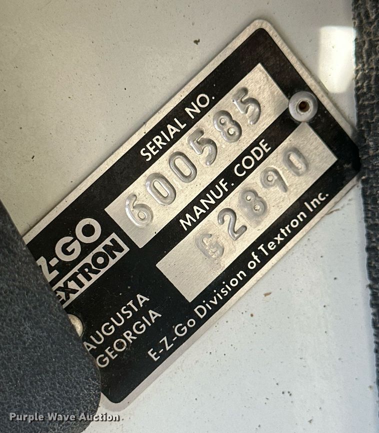 image for item DH1909 Ez-go  golf cart