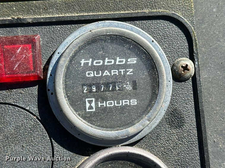 image for item DH1911 Yale GLC040ADNUAE083  forklift