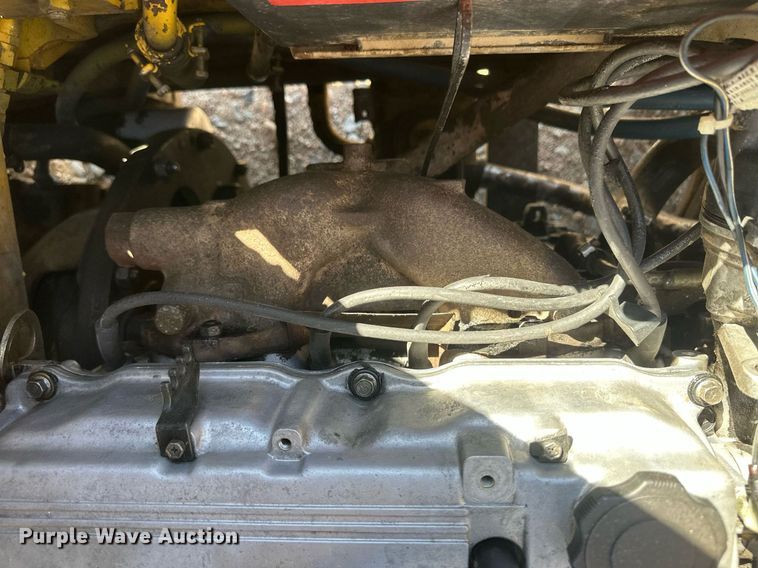 image for item DH1911 Yale GLC040ADNUAE083  forklift