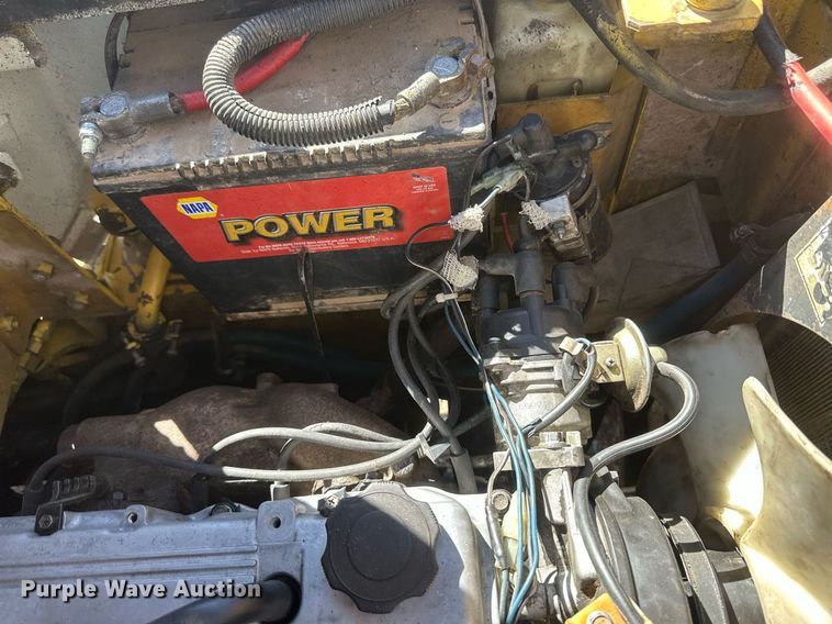 image for item DH1911 Yale GLC040ADNUAE083  forklift