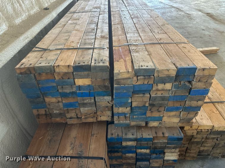 image for item DH1915 (250) pieces of 2" x 4" x 8' lumber
