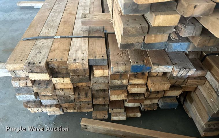 image for item DH1915 (250) pieces of 2" x 4" x 8' lumber