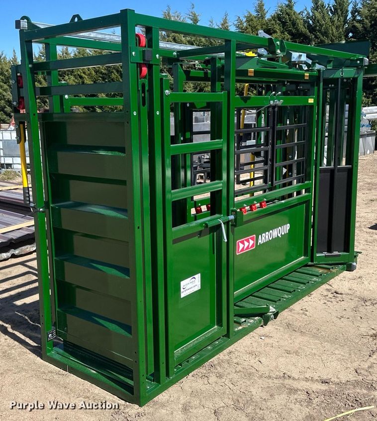 image for item DH1917 Arrowquip Q-Catch 54 series  livestock squeeze chute