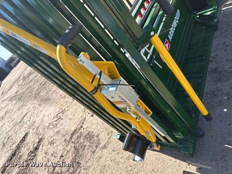 image for item DH1917 Arrowquip Q-Catch 54 series  livestock squeeze chute
