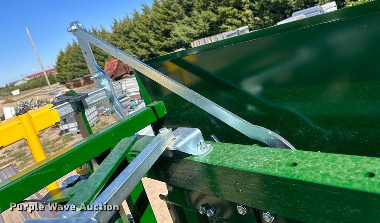 image for item DH1917 Arrowquip Q-Catch 54 series  livestock squeeze chute