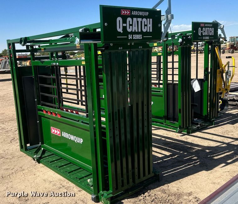 image for item DH1918 Arrowquip Q-Catch 54 series  livestock squeeze chute