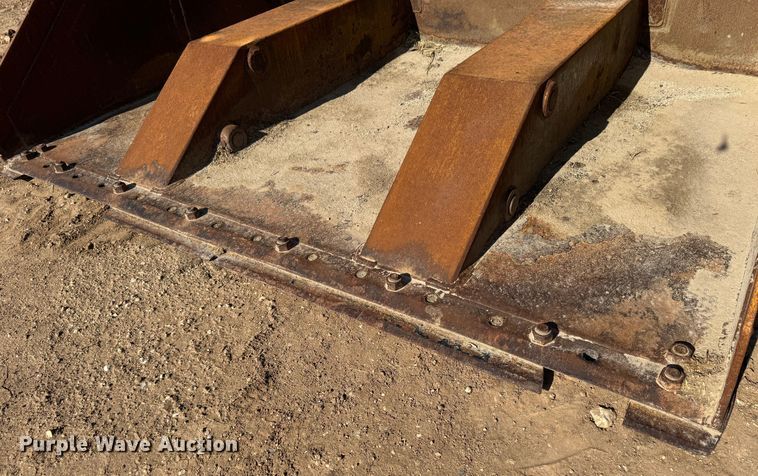 image for item DK2548 1995 Volvo L90C  wheel loader