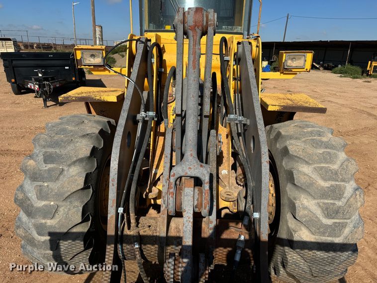 image for item DK2548 1995 Volvo L90C  wheel loader