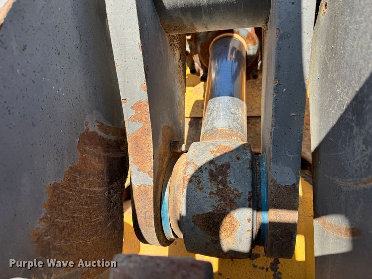 image for item DK2548 1995 Volvo L90C  wheel loader