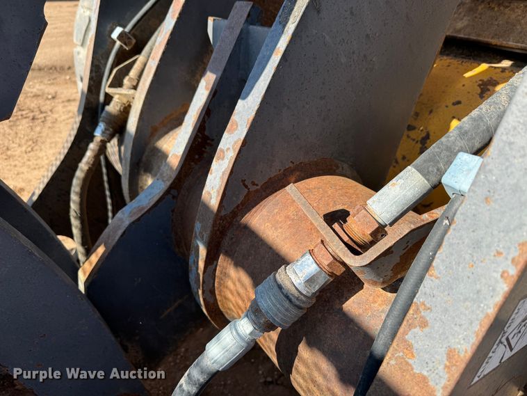 image for item DK2548 1995 Volvo L90C  wheel loader