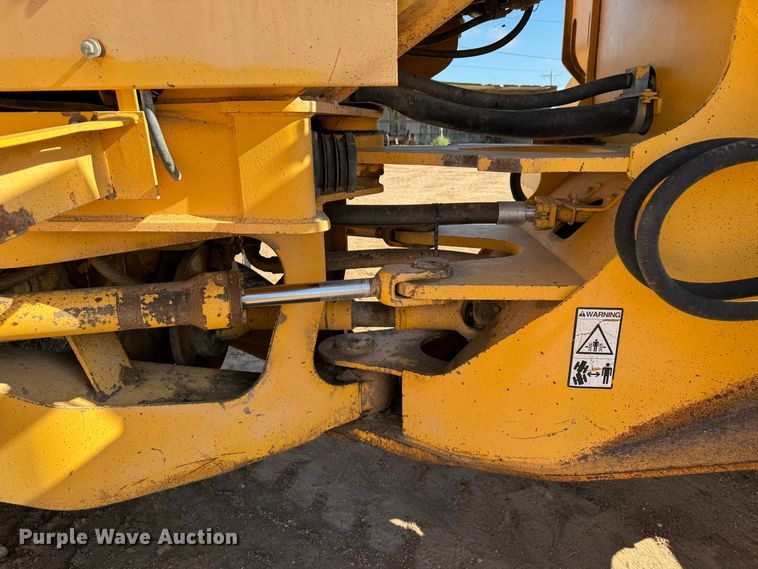 image for item DK2548 1995 Volvo L90C  wheel loader