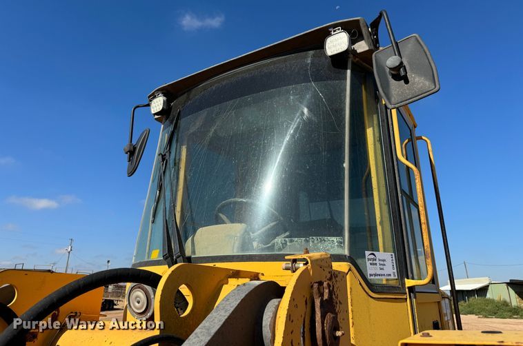 image for item DK2548 1995 Volvo L90C  wheel loader