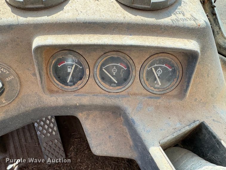 image for item DK2548 1995 Volvo L90C  wheel loader