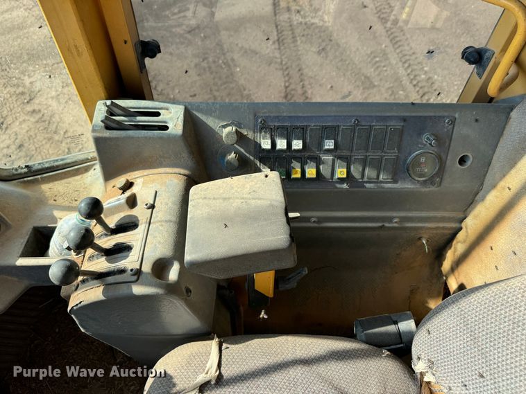 image for item DK2548 1995 Volvo L90C  wheel loader