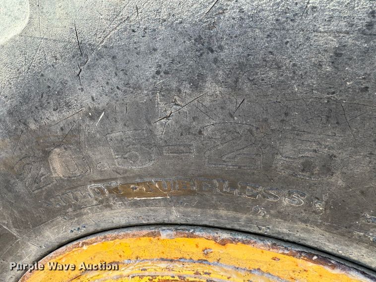 image for item DK2548 1995 Volvo L90C  wheel loader