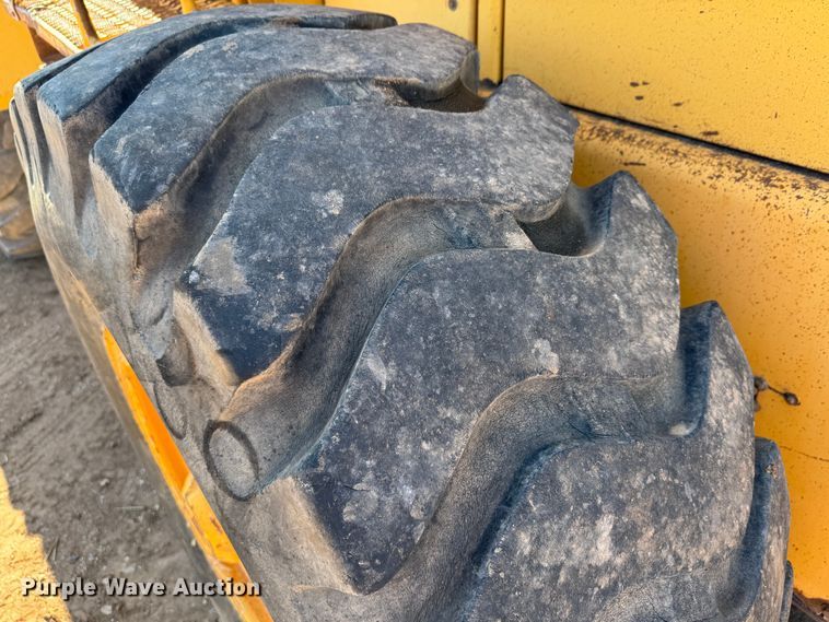 image for item DK2548 1995 Volvo L90C  wheel loader