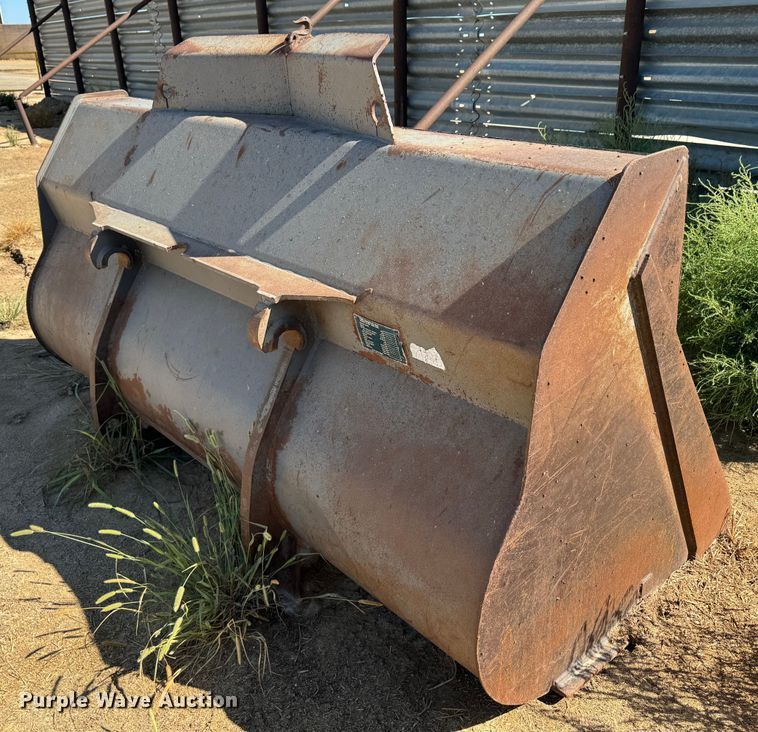 image for item DK2548 1995 Volvo L90C  wheel loader