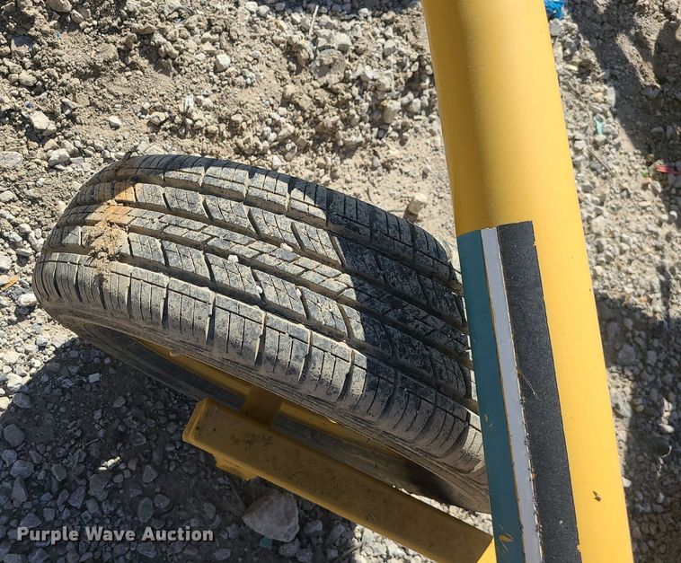 image for item DK4109 Vermeer WR20  hay rake