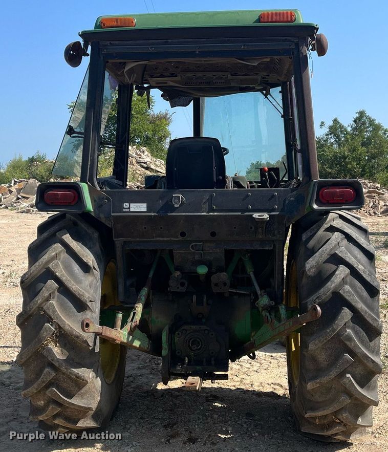 image for item DM2002 1984 John Deere 2550  tractor