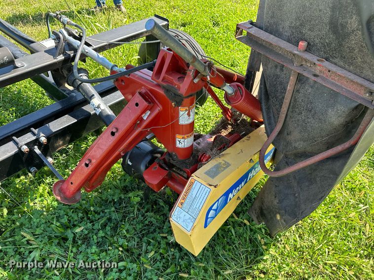image for item DM6495 New Holland H6750  disc mower