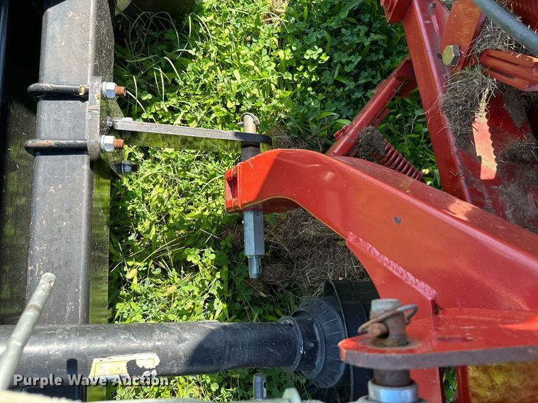 image for item DM6495 New Holland H6750  disc mower