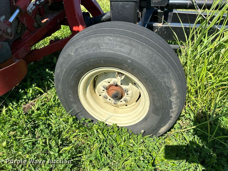 image for item DM6495 New Holland H6750  disc mower