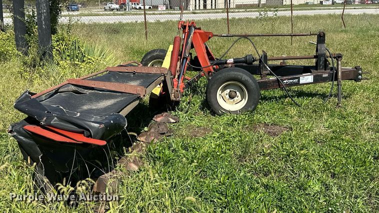 image for item DM6496 New Holland 617  disc mower