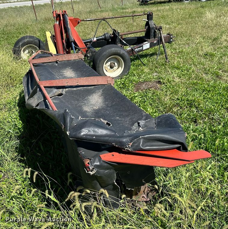image for item DM6496 New Holland 617  disc mower