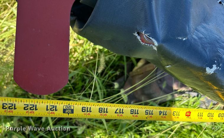 image for item DM6496 New Holland 617  disc mower