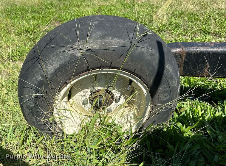 image for item DM6496 New Holland 617  disc mower