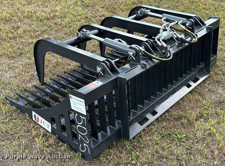 image for item DM6539 JCT  72" W skid steer grapple bucket
