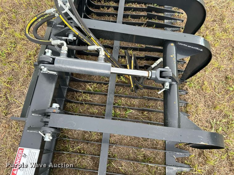 image for item DM6539 JCT  72" W skid steer grapple bucket