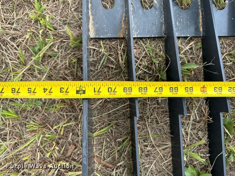 image for item DM6539 JCT  72" W skid steer grapple bucket