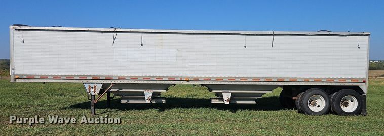 image for item DP2456 1993 Wilson DWH-200  grain trailer