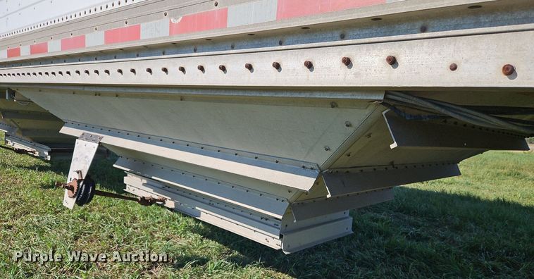 image for item DP2456 1993 Wilson DWH-200  grain trailer