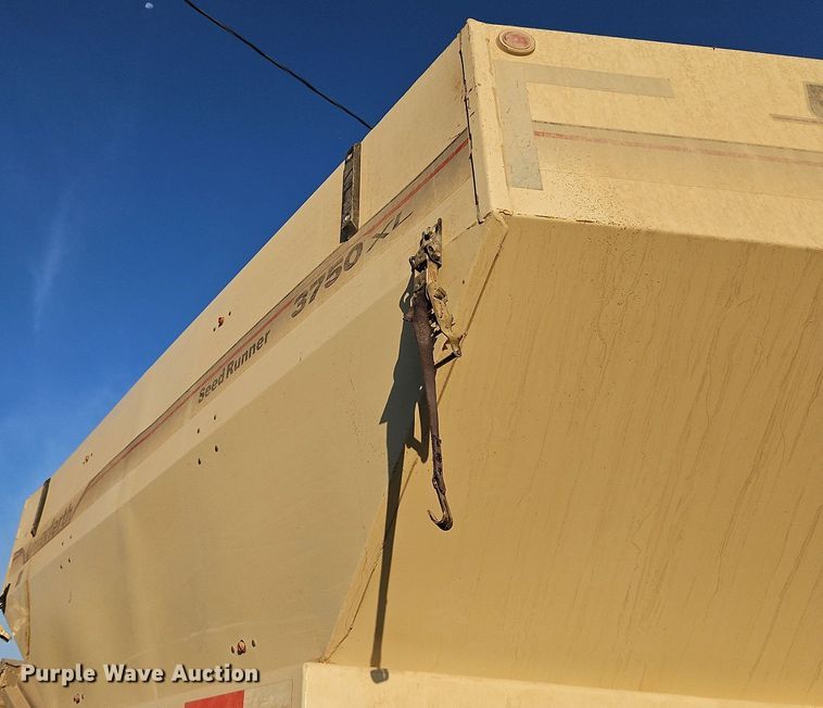 image for item DP2463 Unverterth Seedrunner 3750  seed tender