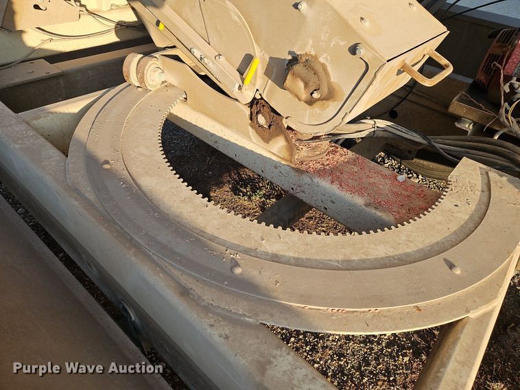 image for item DP2463 Unverterth Seedrunner 3750  seed tender